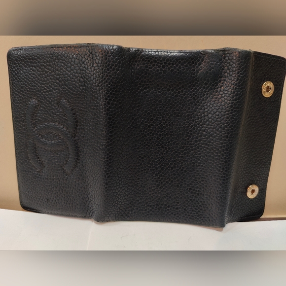 Chanel Caviar Leather Key Case - Picture 8 of 9